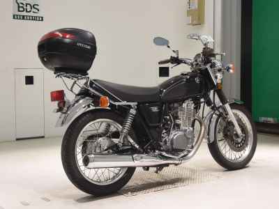 Yamaha SR400 2016