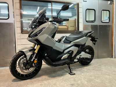 Honda X-Adv 750 2025