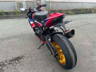 Honda CBR1000RR-R FB SP 2022