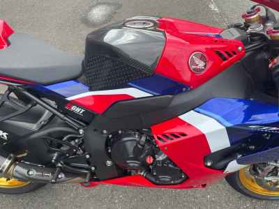 Honda CBR1000RR-R FB SP 2022