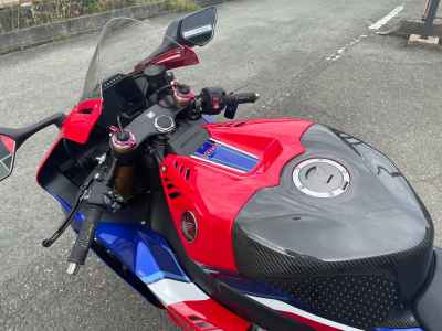 Honda CBR1000RR-R FB SP 2022