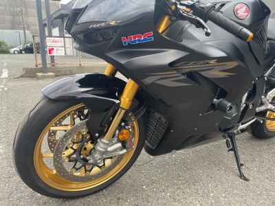 Honda CBR1000RR-R FB SP 2024