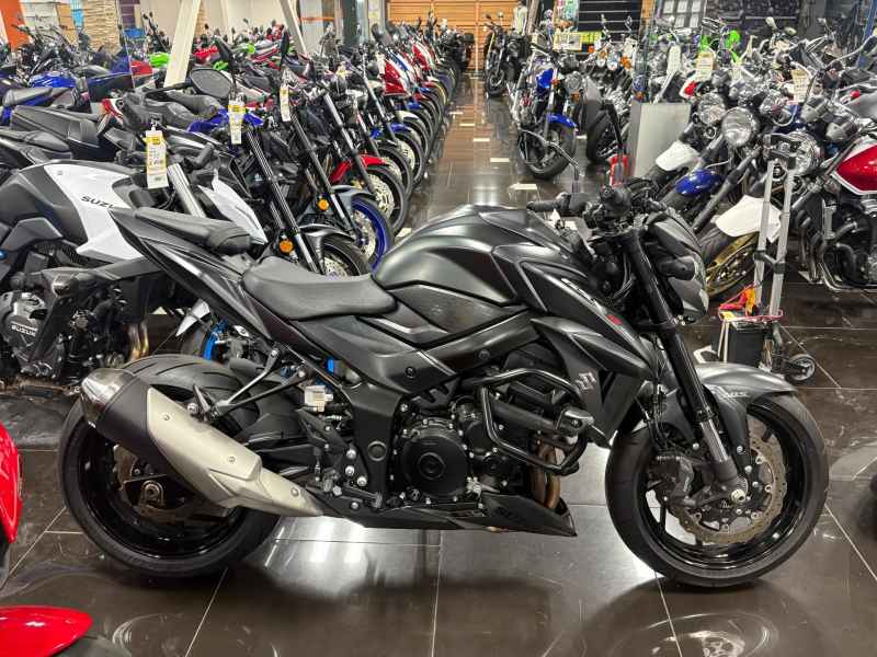Suzuki GSX-S750 2020