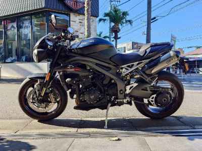 Triumph Street Triple RS 2018