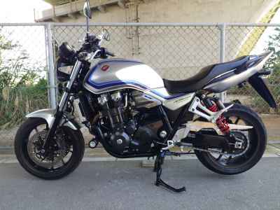 Honda CB1300SF 2023