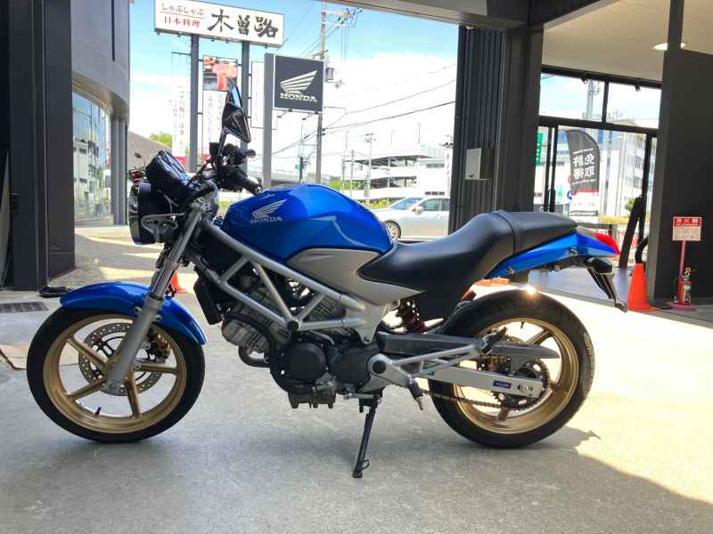 Honda VTR250 2011