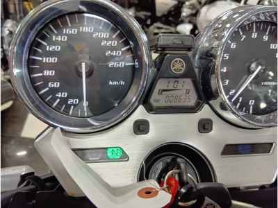 Yamaha XJR1300 2017