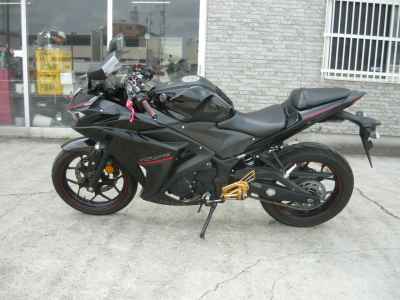 Yamaha YZF-R25 2018