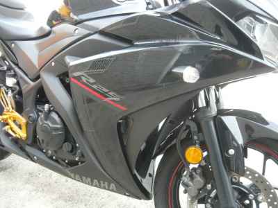 Yamaha YZF-R25 2018