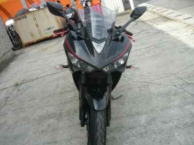 Yamaha YZF-R25 2018
