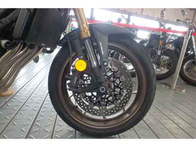 Honda CB650R E-Clutch 2025