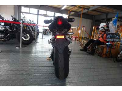 Honda CB650R E-Clutch 2025