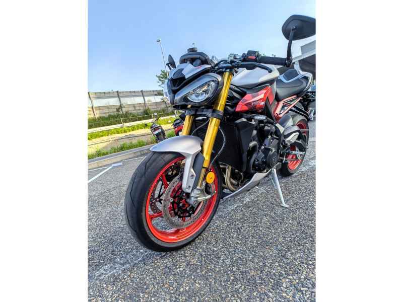 Triumph Street Triple R X 2026