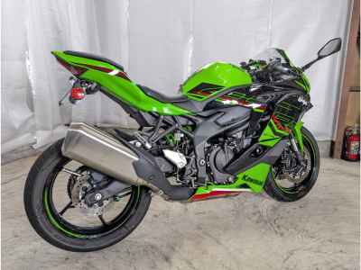 Kawasaki Ninja ZX-4RR 2023