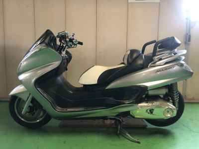 Yamaha Majesty 250