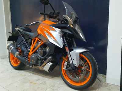 KTM 1290 Super Duke GT 2020