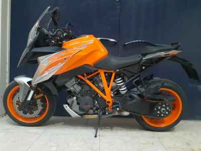 KTM 1290 Super Duke GT 2020