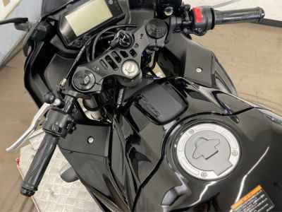 Yamaha YZF-R25