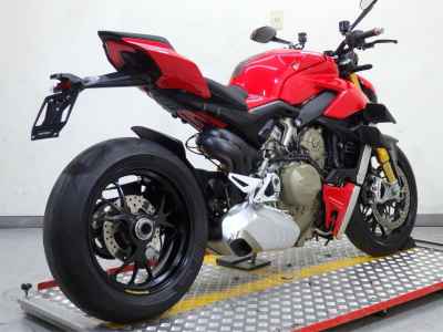 Ducati Streetfighter V4S 2020