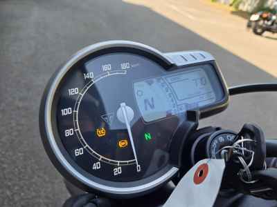 Triumph Speed 400 2024