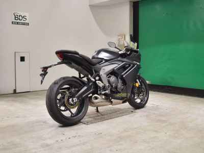 Triumph Daytona 660 2025