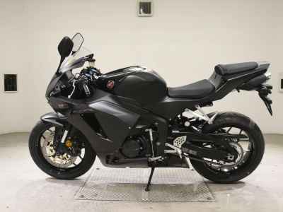 Honda CBR600RR 2024