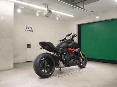 Ducati Diavel 1260S 2022