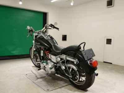 Harley-Davidson Super Glide FXDC1580 2013