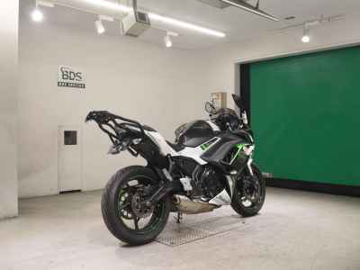 Kawasaki Ninja 650 2022