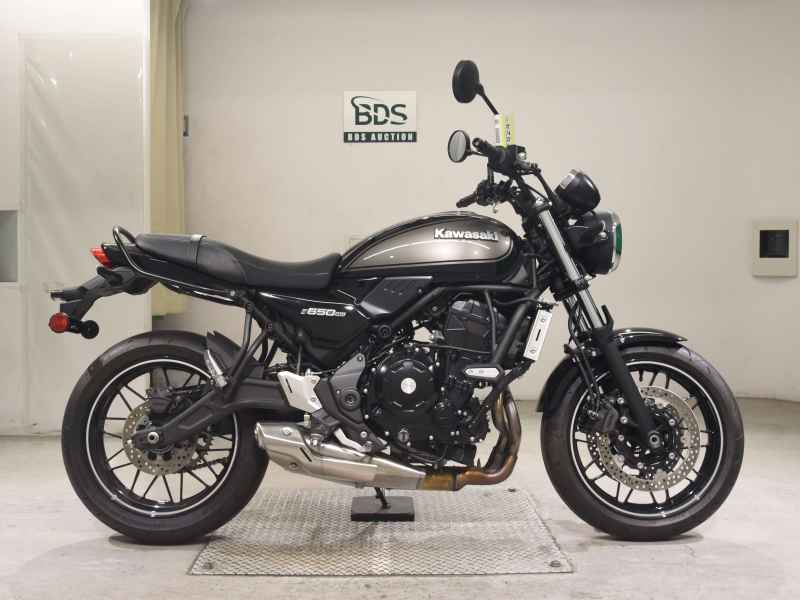 Kawasaki Z650RS 2024