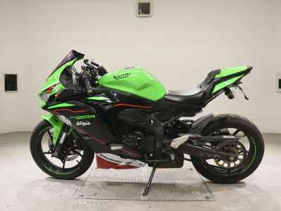 Kawasaki Ninja ZX-25R 2022
