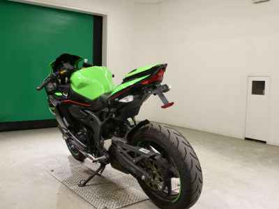 Kawasaki Ninja ZX-25R 2022
