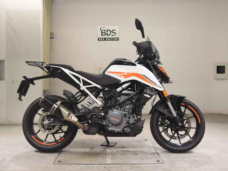KTM 390 Duke