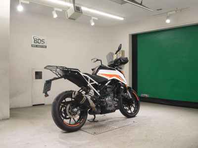 KTM 390 Duke
