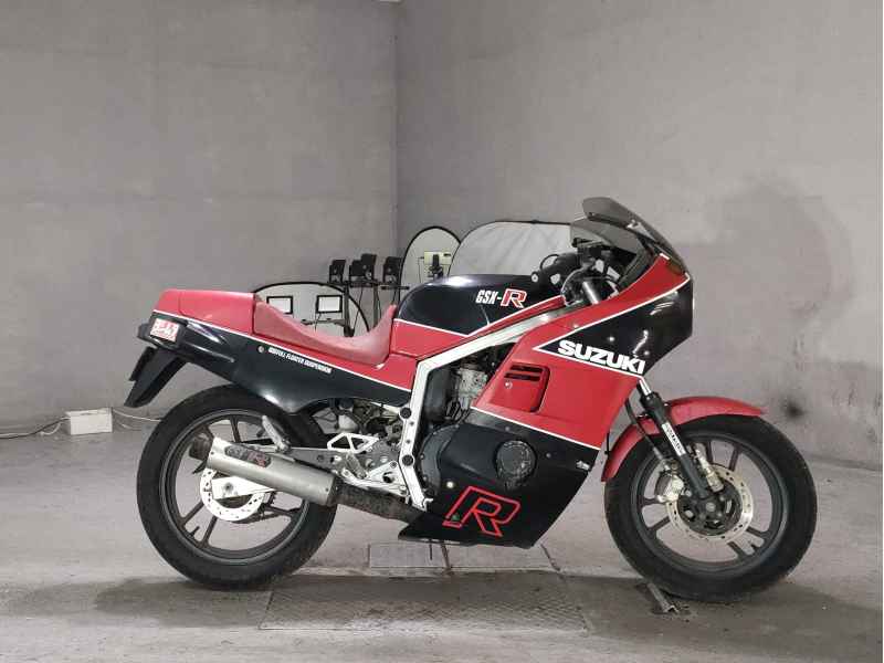 Suzuki GSX-R400