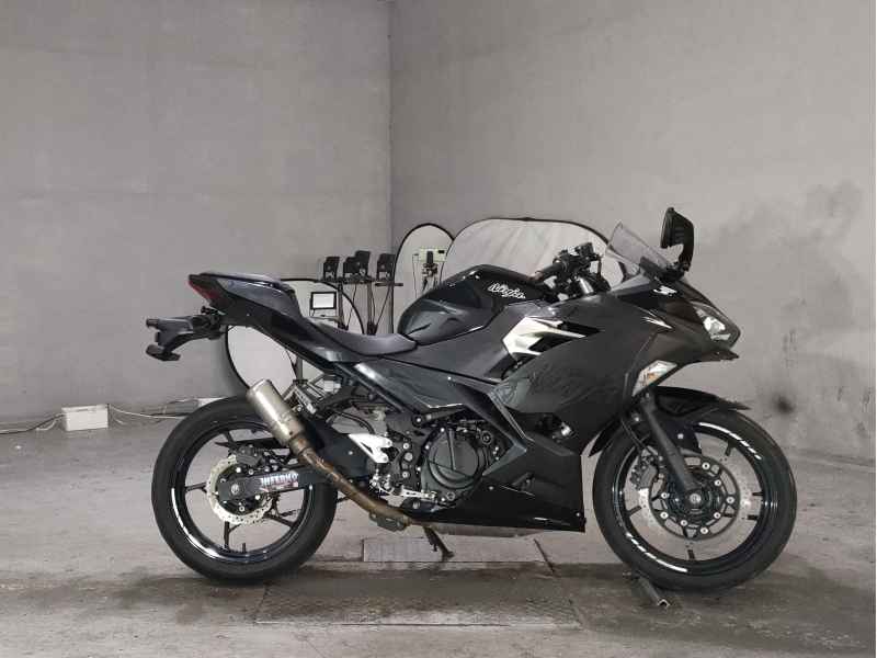 Kawasaki Ninja 400