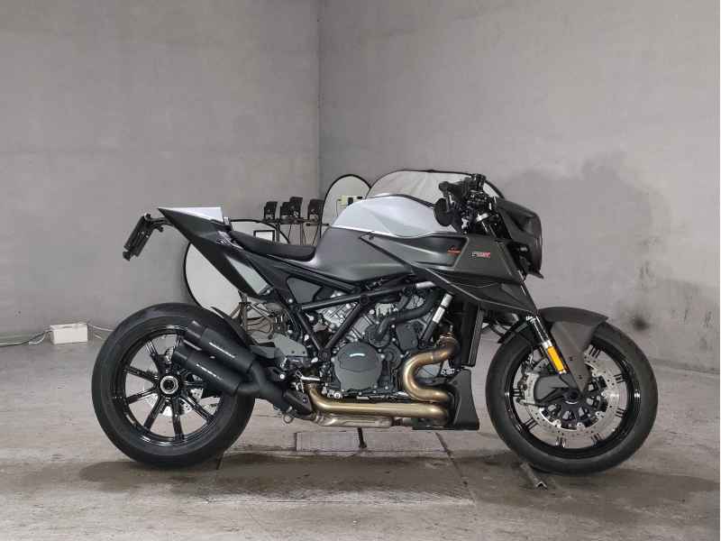 KTM Brabus 1300R 2023