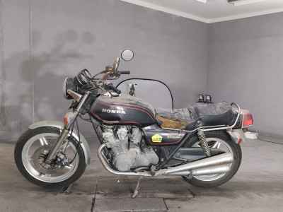 Honda CB750 Custom