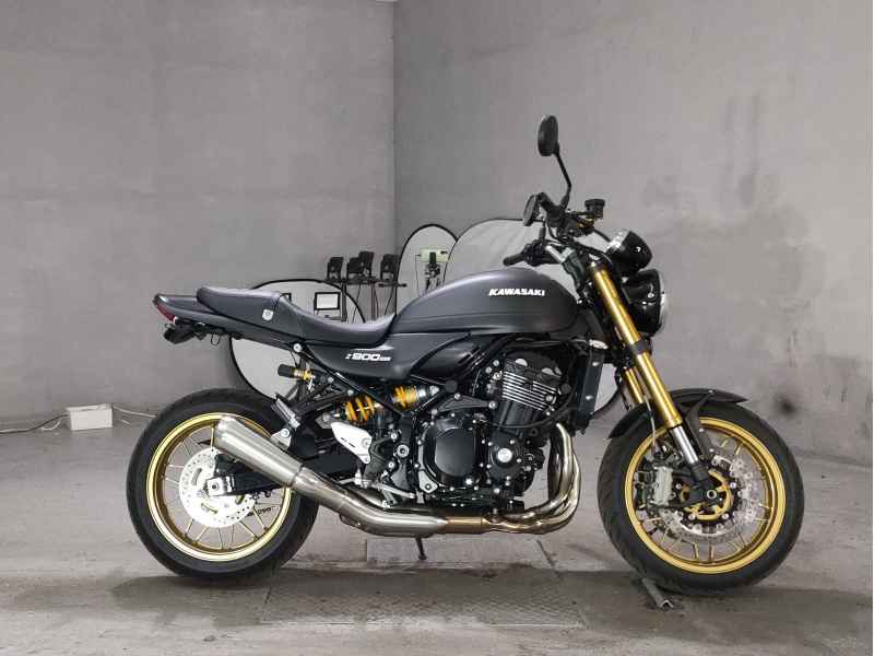 Kawasaki Z900RS SE 2024