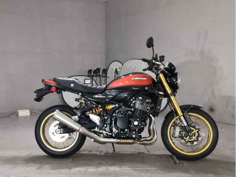 Kawasaki Z900RS SE 2026