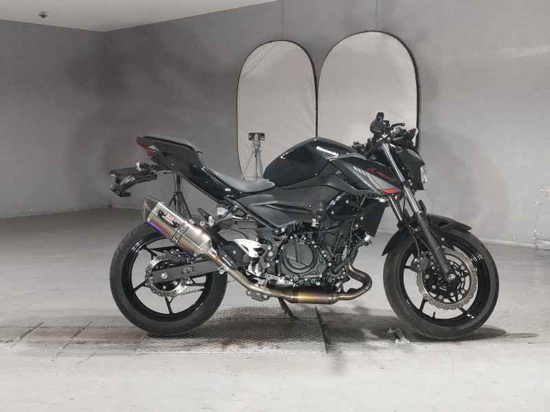 Kawasaki Z400 2024
