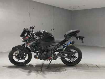 Kawasaki Z400 2024