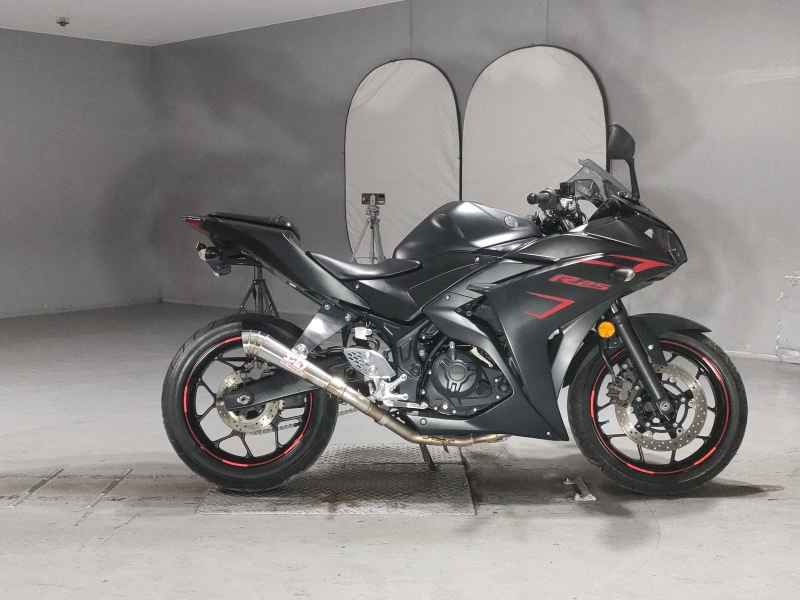 Yamaha YZF-R25 2016