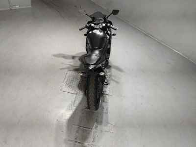 Yamaha YZF-R25 2016