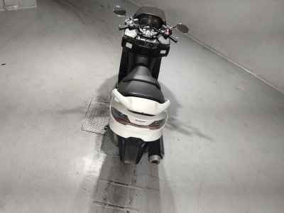 Suzuki Skywave 250S