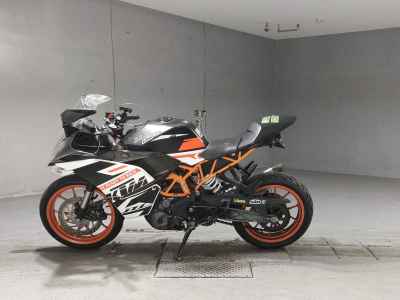 KTM RC 390 2015