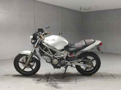 Honda VTR250