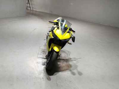 Yamaha YZF-R25 2015