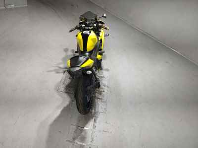Yamaha YZF-R25 2015