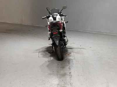 Yamaha YZF-R25